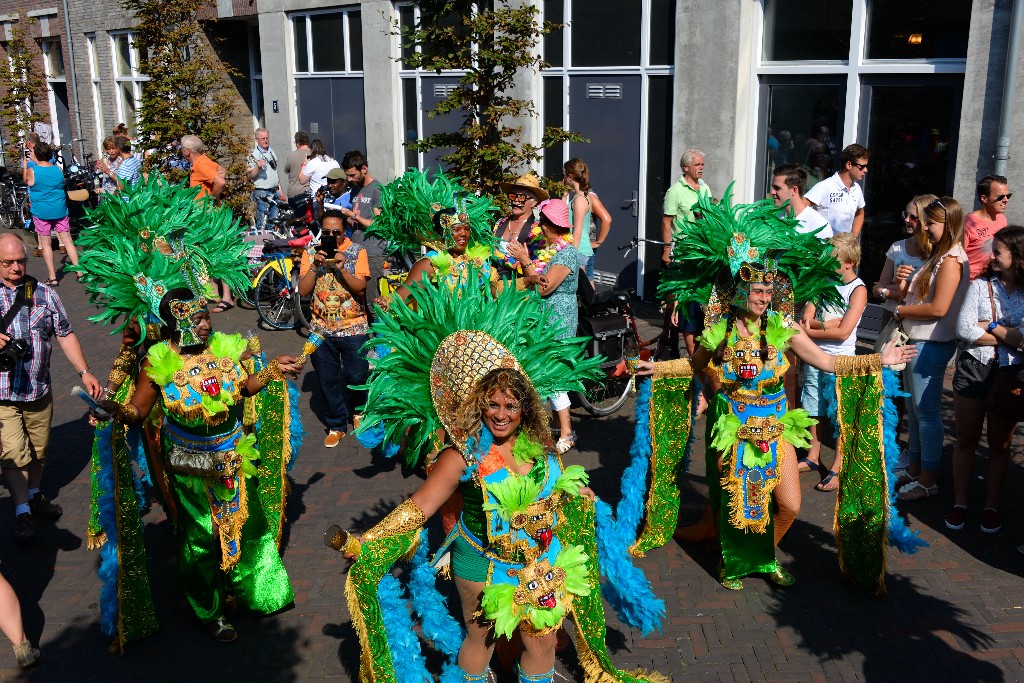 ../Images/Zomercarnaval Noordwijkerhout 043.jpg